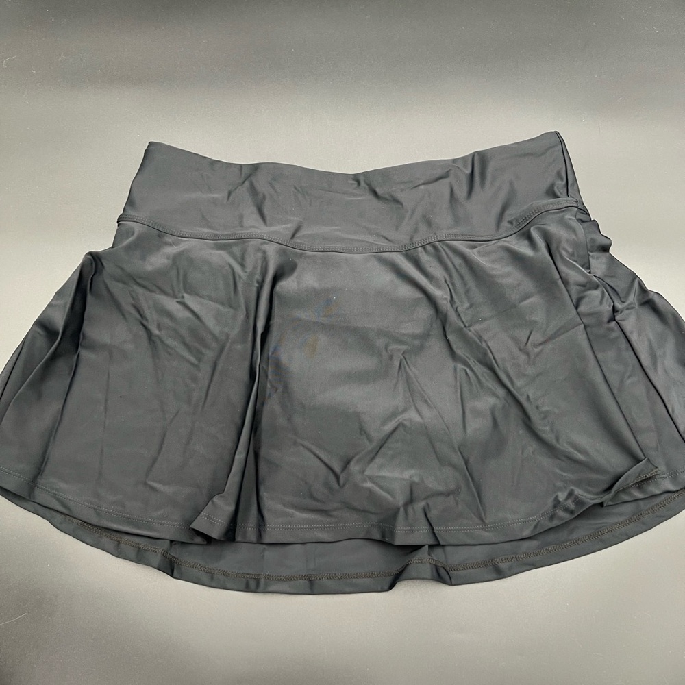 Women’s‎ Baleaf swim skirt  waist 16.5-19 length 14 NWT retails $33